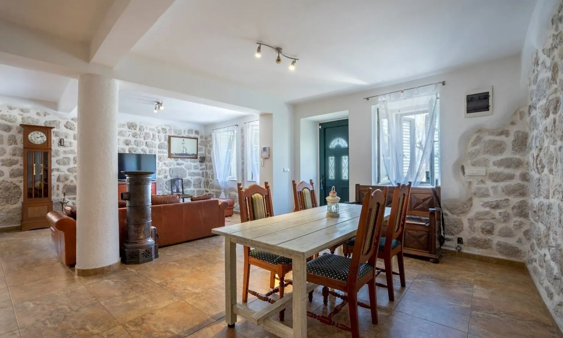 Prodaja, kuća, 181m², Ljuta, Kotor