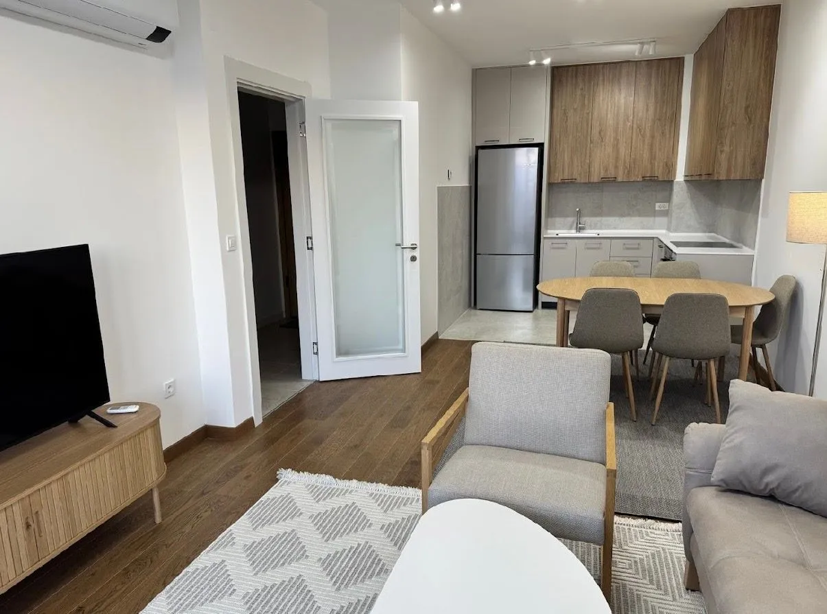 Rent, three bedroom apartment, 96m², Tološka šuma, Podgorica