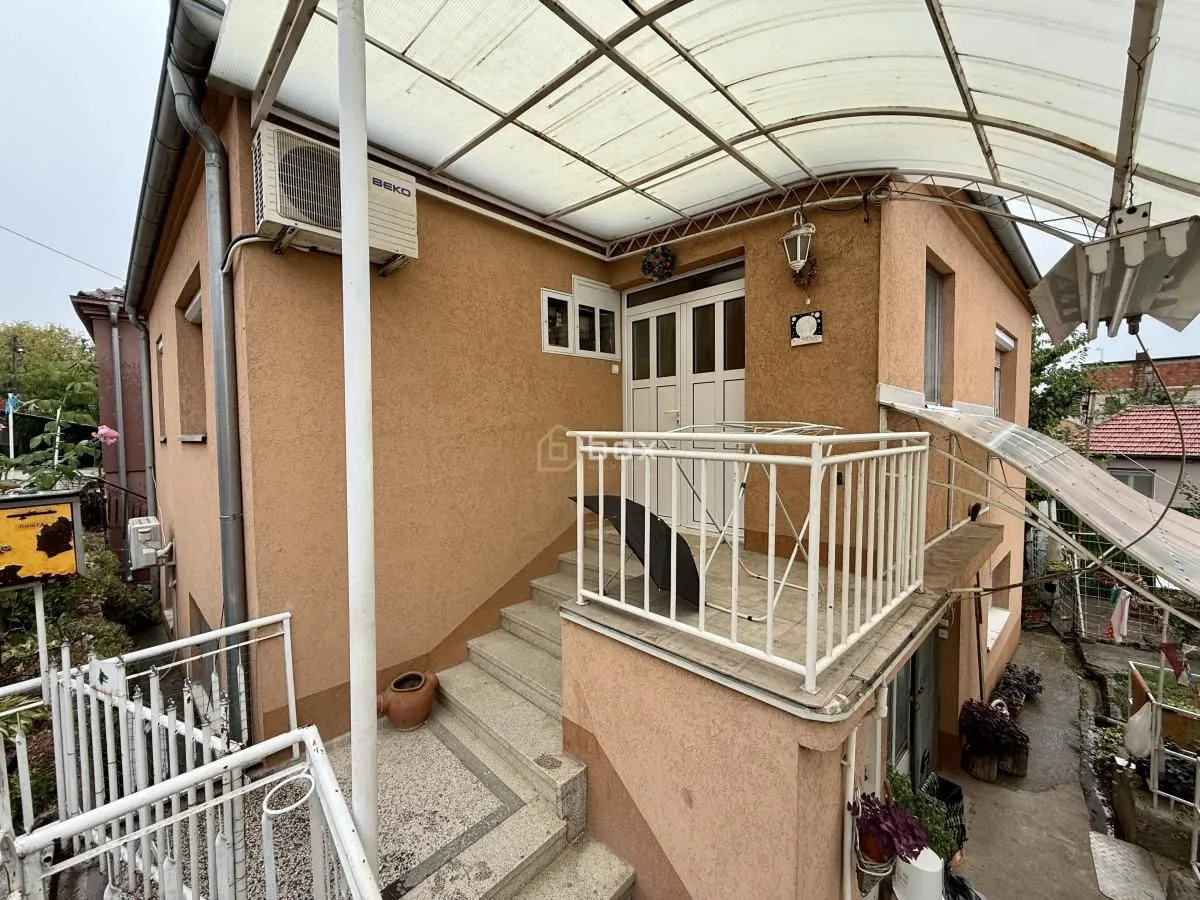 Prodaja, kuća, 150m², Palilula, Niš