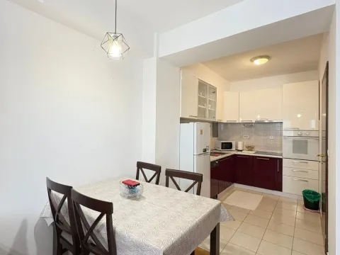 Rent, two bedroom apartment, 60m², City Kvart, Podgorica - image 4