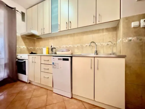 Prodaja, dvosoban stan, 74m², Seljanovo, Tivat - image 4