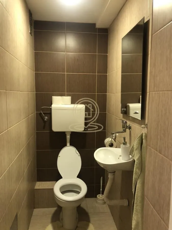 Prodaja, trosoban stan, 91m², Centar, Novi Sad