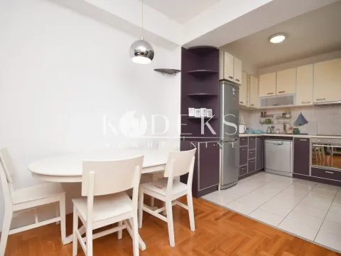 Izdavanje, jednosoban stan, 51m², City Kvart, Podgorica - image 4