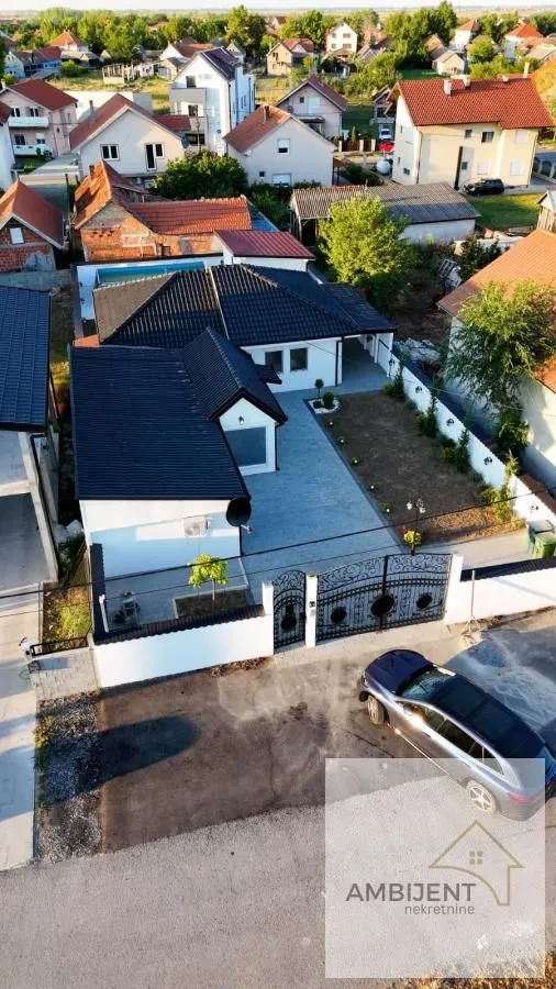 Prodaja, kuća, 131m², Zemun Ugrinovci, Zemun Sve Podlokacije