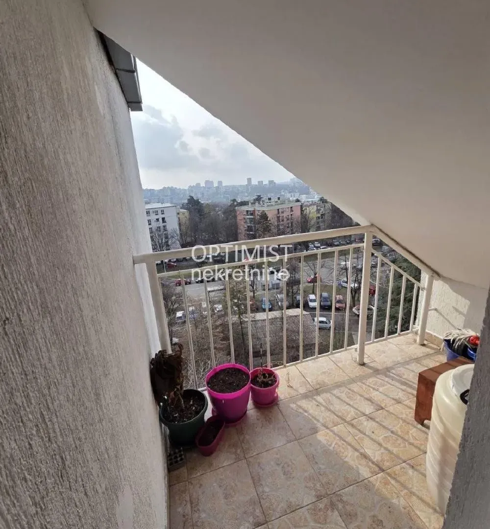 Prodaja, četvorosoban stan, 95m², Brace Jerković, Voždovac Sve Podlokacije