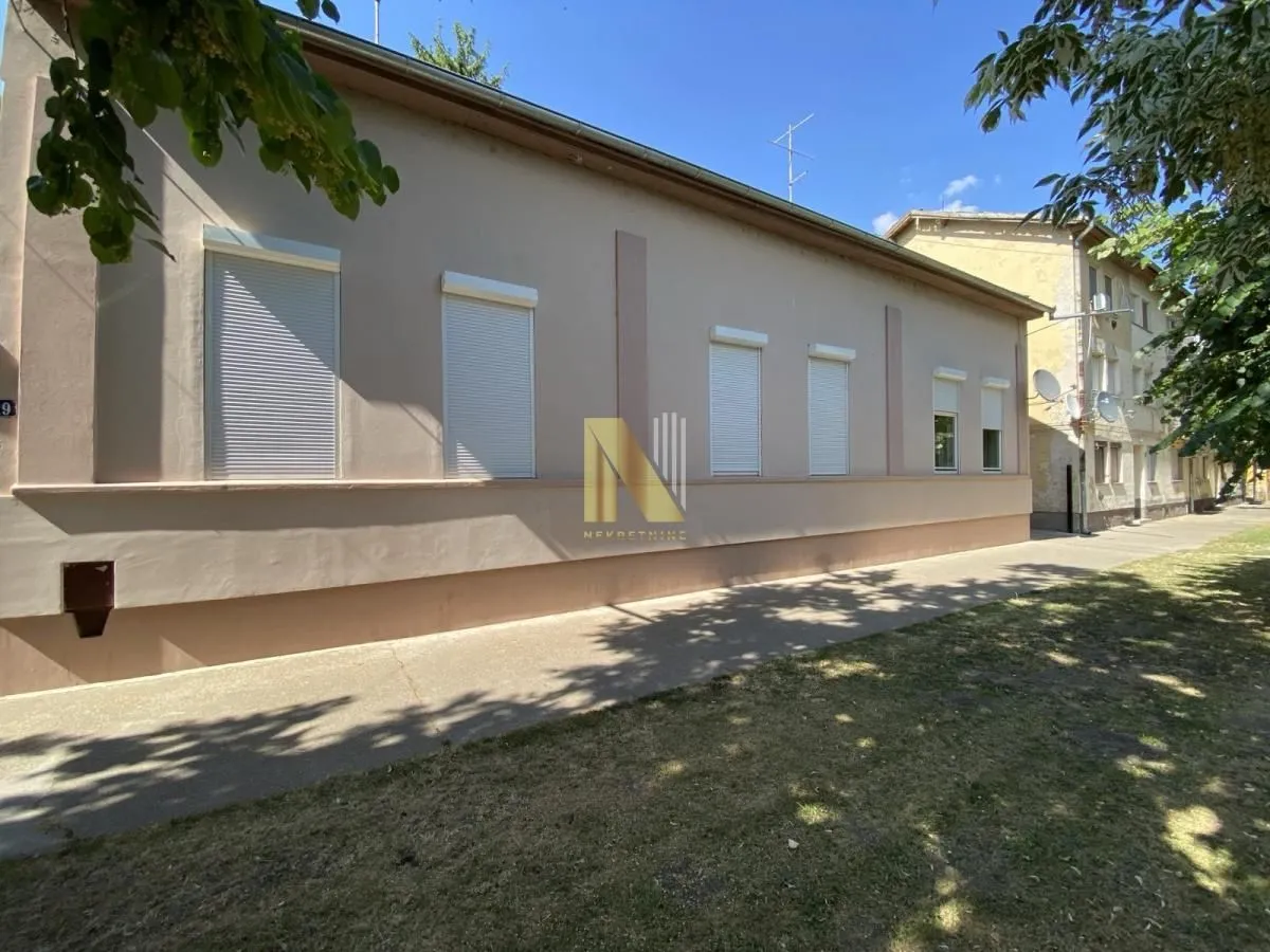 Prodaja, kuća, 275m², Bečej, Novi Sad