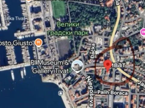 Sale, two bedroom apartment, 52m², Centar, Tivat