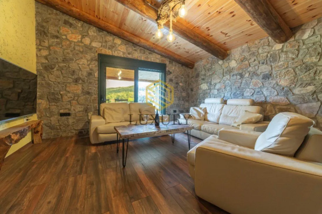 Rent, two bedroom apartment, 100m², Lješanska Nahija, Podgorica