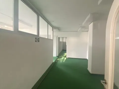 Rent, office space, 240m², Dom zdravlja, Niš