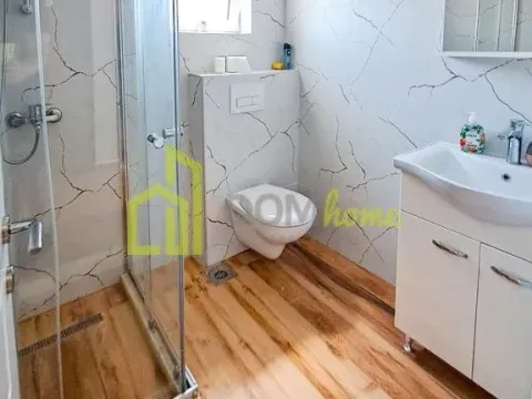 Prodaja, kuća, 168m², Ulcinj, Crna Gora - image 17