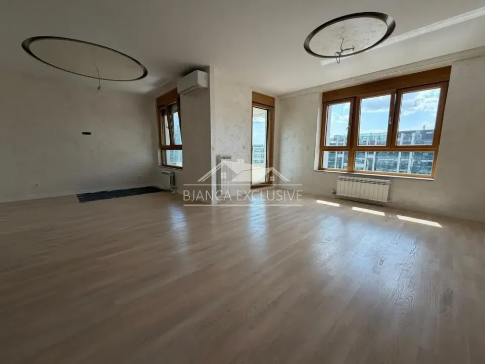 Sale, two bedroom apartment, 55m², Novi Beograd Blok 65, Novi Beograd Sve Podlokacije