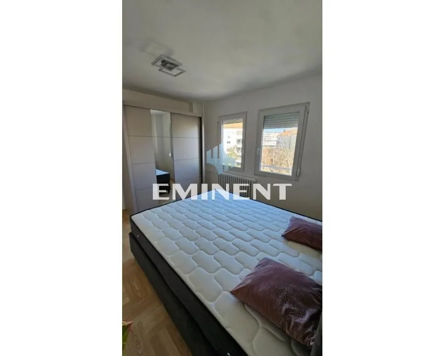 Rent, three bedroom apartment, 69m², Novi Beograd Sve Podlokacije, Beograd