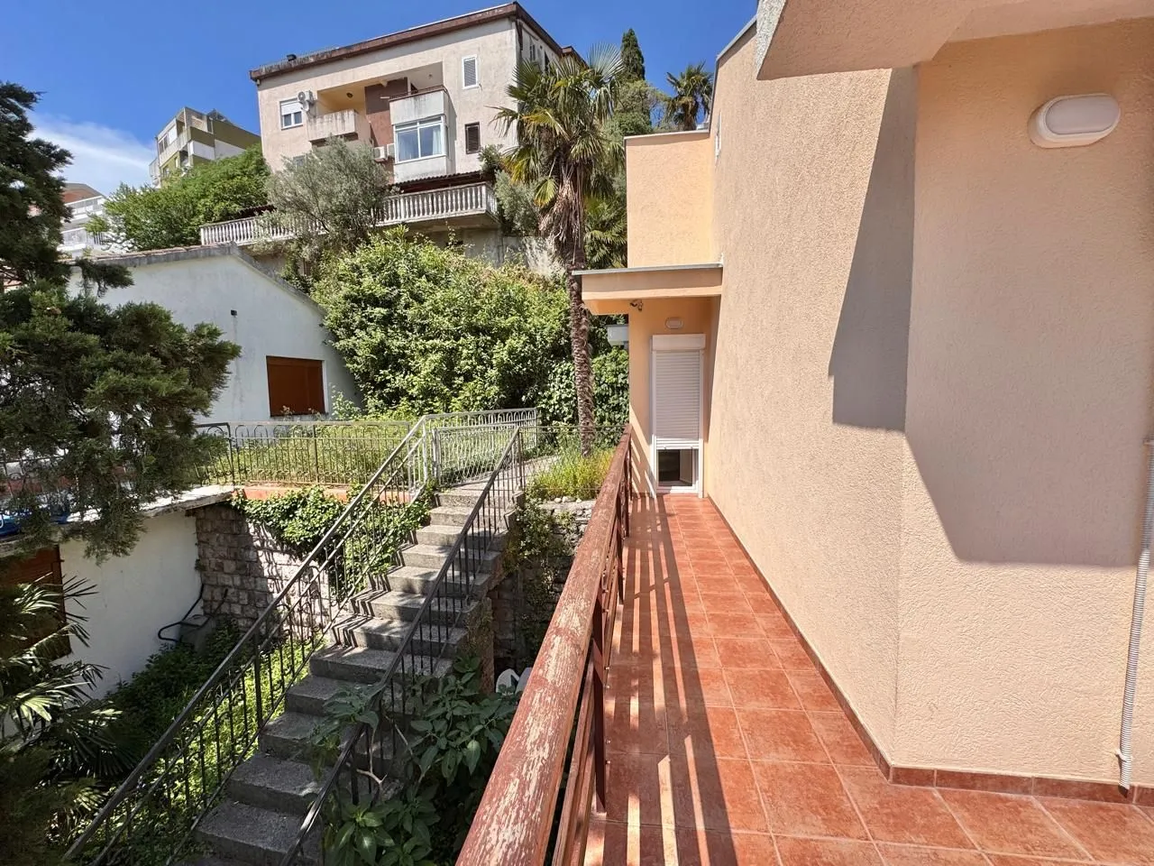 Prodaja, dvosoban stan, 55m², Centar, Budva