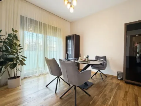 Prodaja, dvosoban stan, 52m², Tološka šuma, Podgorica - image 5