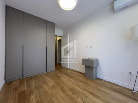 Izdavanje, dvosoban stan, 108m², Central Point, Podgorica - image 8