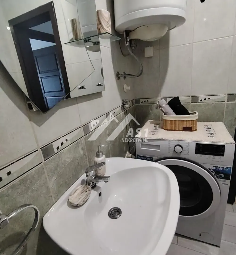 Rent, one bedroom apartment, 42m², Salajka, Novi Sad Sve Podlokacije