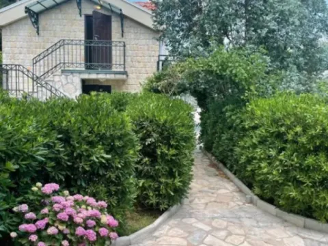 Prodaja, kuća, 240m², Prčanj, Kotor - image 13
