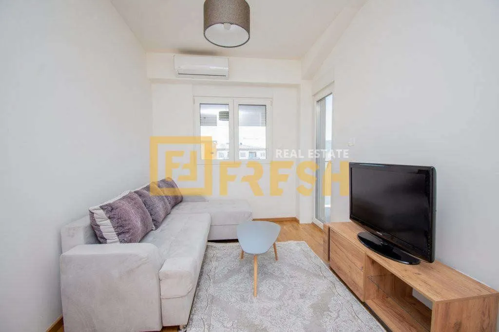 Rent, one bedroom apartment, 41m², Pobrežje, Podgorica