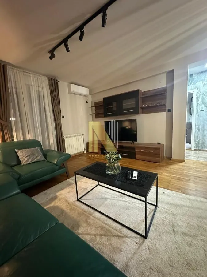 Rent, two bedroom apartment, 48m², Bulevar Oslobodjenja, Novi Sad Sve Podlokacije
