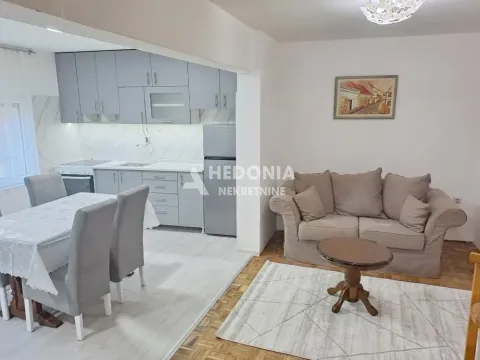 Stan in Zemun Kej