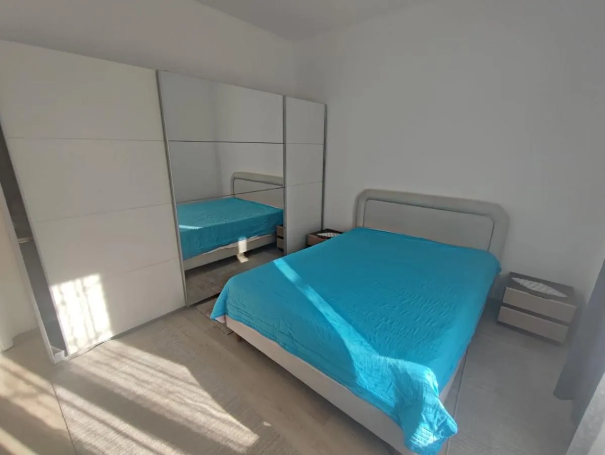 Rent, one bedroom apartment, 40m², Kalimanj, Tivat