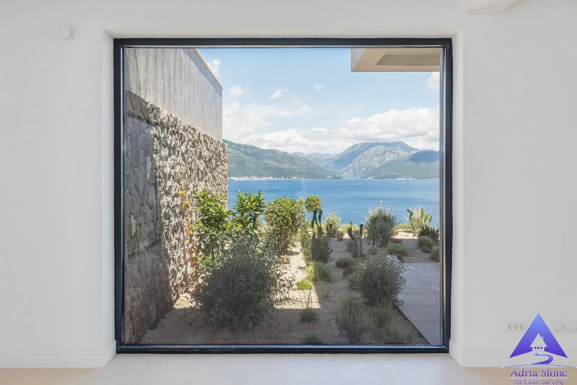 Prodaja, kuća, 328m², Krašići, Tivat