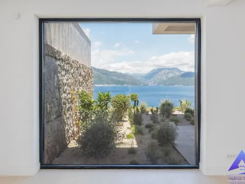 Sale, house, 328m², Krašići, Tivat - image 4
