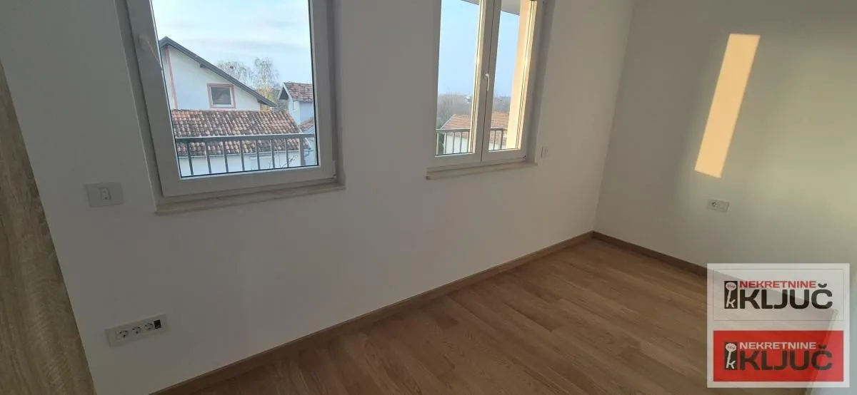 Prodaja, četvorosoban stan, 113m², Veternička rampa, Novi Sad Sve Podlokacije