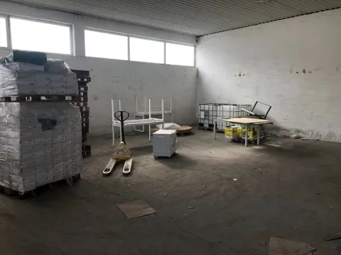 Poslovni prostor in Batajnica