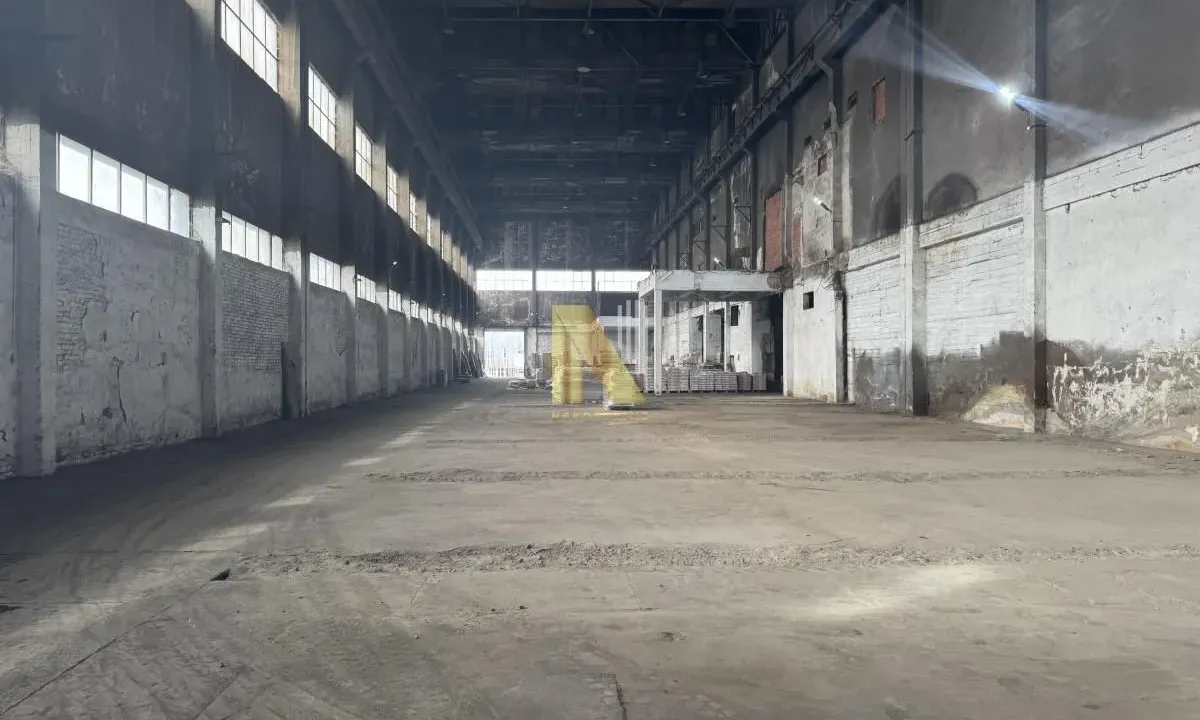 Rent, office space, 1922m², Salajka, Novi Sad Sve Podlokacije