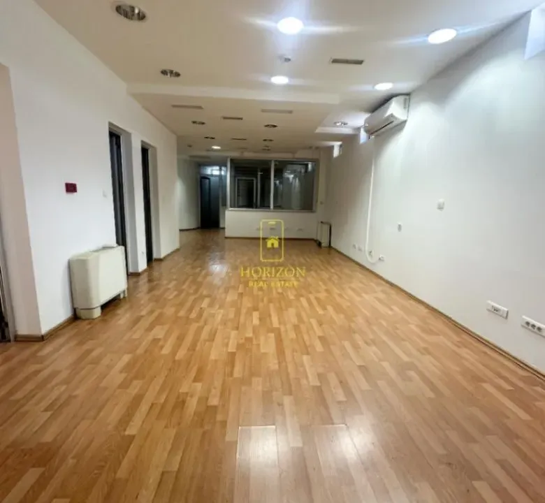 Izdavanje, poslovni prostor, 150m², Preko Morače, Podgorica