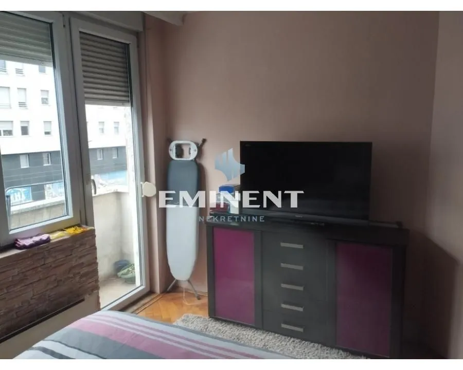 Rent, three bedroom apartment, 60m², Vukov Spomenik, Zvezdara Sve Podlokacije