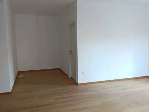 Sale, two bedroom apartment, 65m², Centar, Budva - image 9