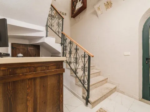 Prodaja, kuća, 300m², Mareza, Podgorica - image 7