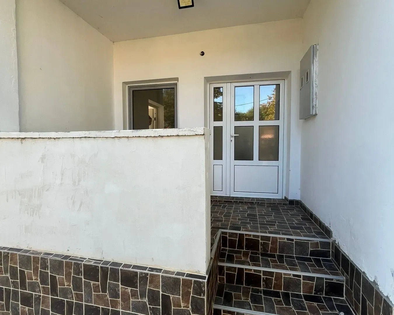 Izdavanje, kuća, 89m², Pančevo, Srbija