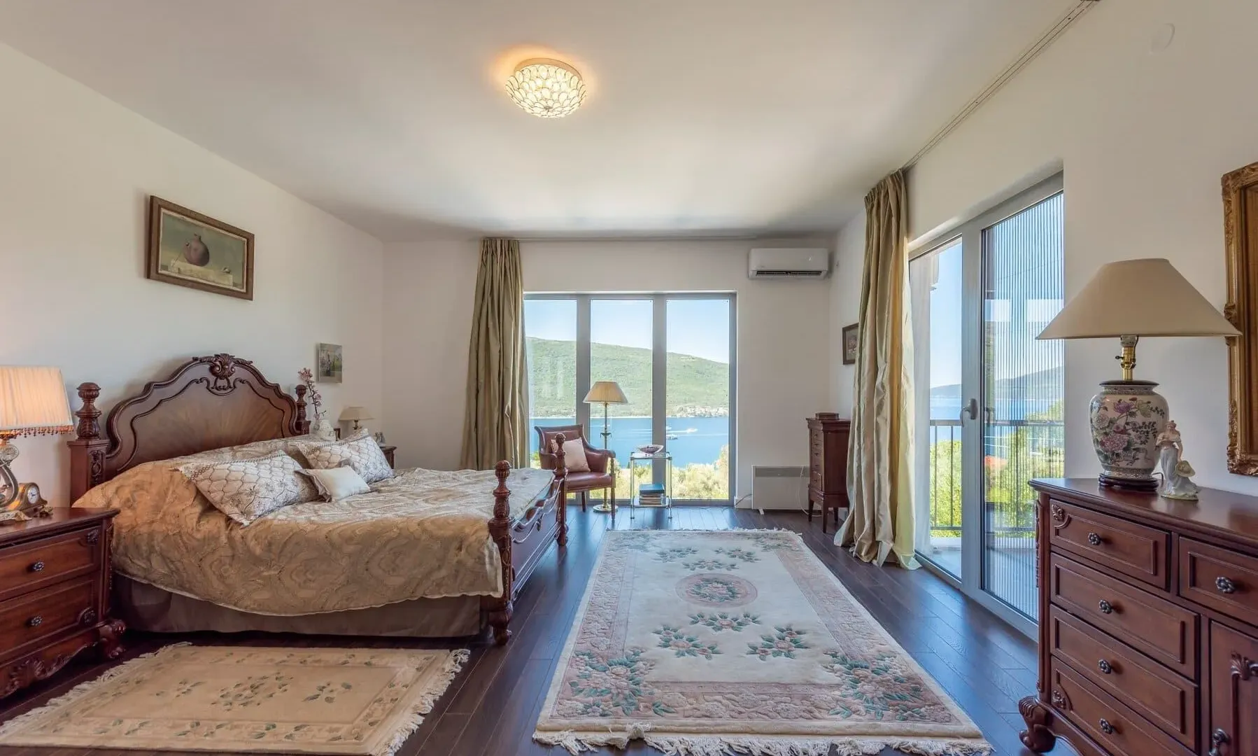 Sale, house, 296m², Kotor, Crna Gora