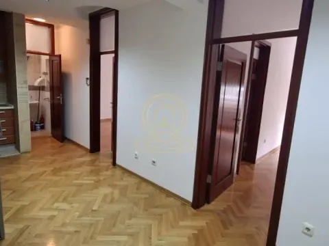 Rent, office space, 58m², Čubura, Beograd - image 2