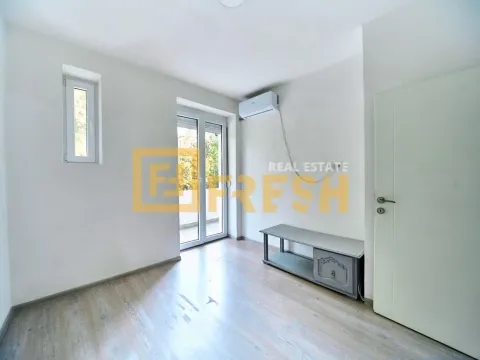 Izdavanje, trosoban stan, 85m², Gorica C, Podgorica - image 10