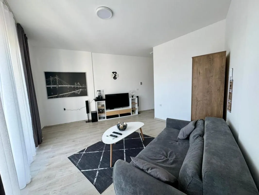 Rent, studio apartment, 30m², Sutomore, Bar