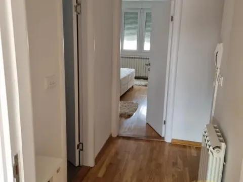 Izdavanje, dvosoban stan, 54m², Tašmajdan, Palilula Sve Podlokacije - image 6