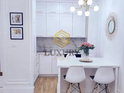 Izdavanje, jednosoban stan, 45m², City Kej, Podgorica - image 9