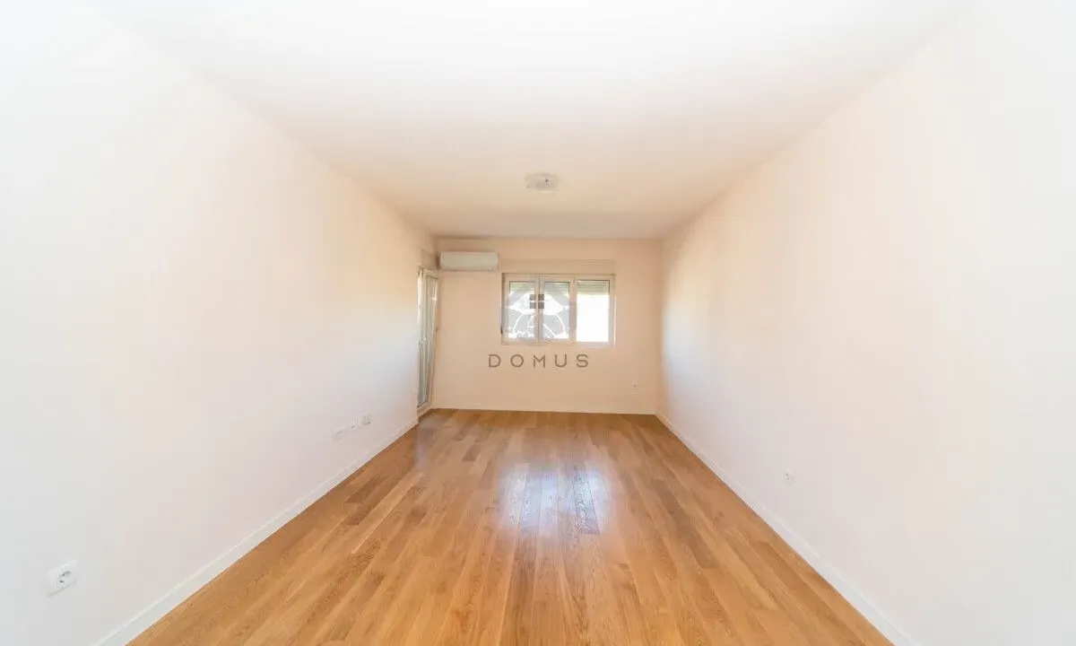 Rent, one bedroom apartment, 50m², Central Point, Podgorica