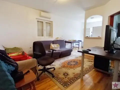 Prodaja, jednosoban stan, 45m2, Altina, Beograd Prodaja, jednosoban stan, 45m2, Altina, Beograd