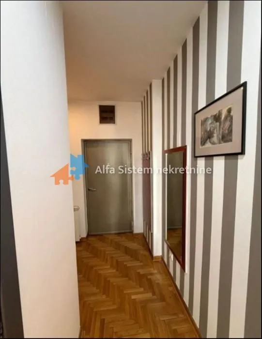 Izdavanje, stan, 41m², Neimar, Vračar Sve Podlokacije