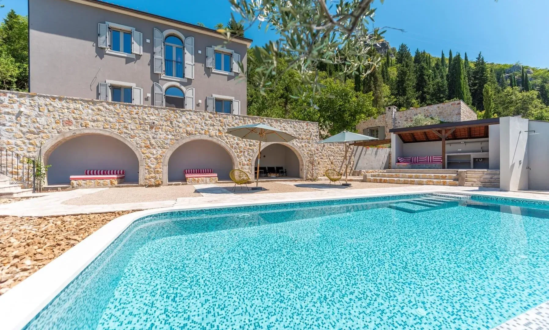 Sale, house, 350m², Kotor, Crna Gora