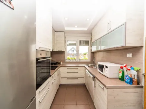 Izdavanje, trosoban stan, 145m², Zabjelo, Podgorica - image 8