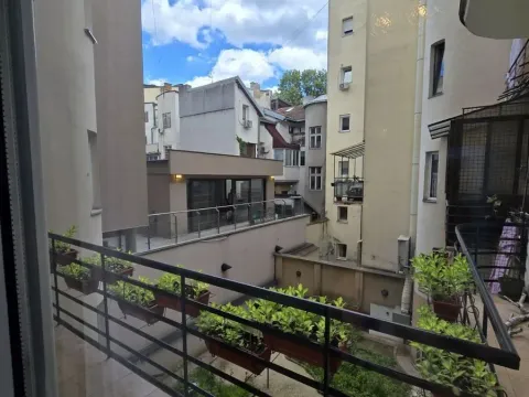 Rent, three bedroom apartment, 86m², Kalenić Pijaca, Vračar Sve Podlokacije - image 13