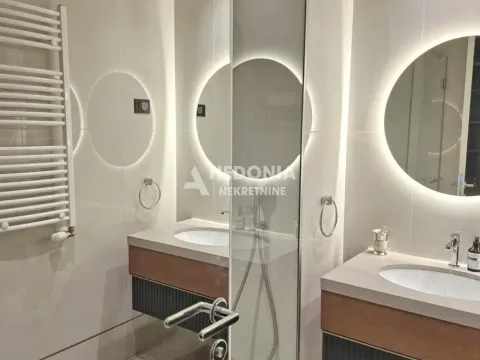 Izdavanje, trosoban stan, 110m², Savski Venac, Beograd - image 6