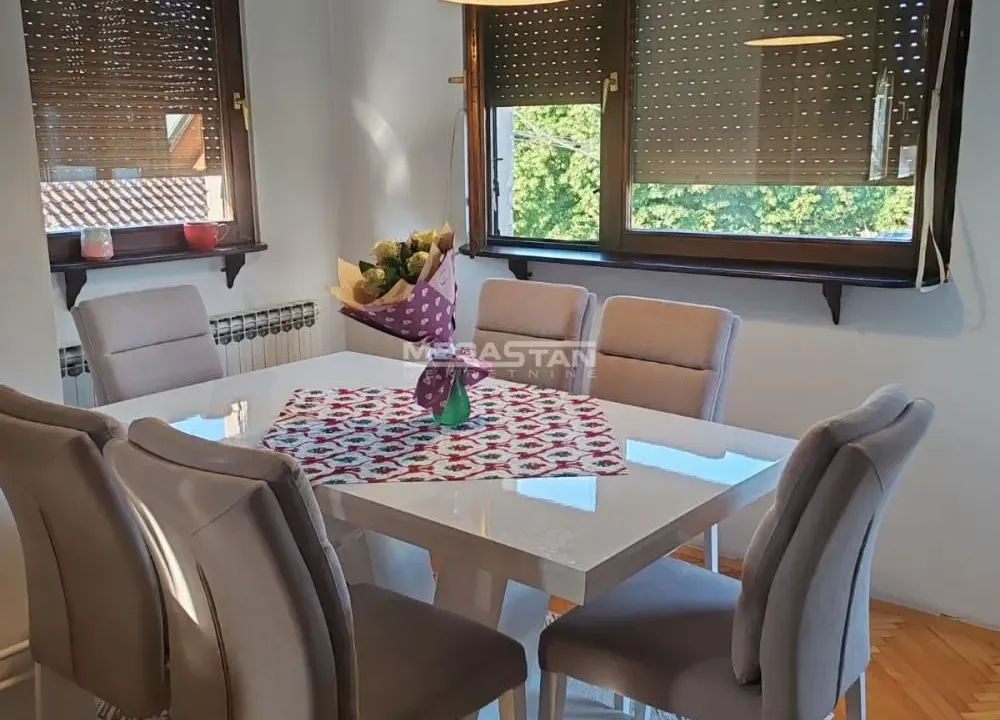 Prodaja, kuća, 345m², Kotež 2, Pančevo