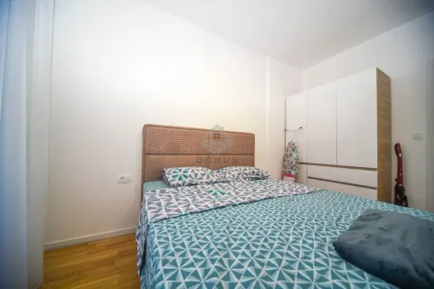 Rent, one bedroom apartment, 43m², Stari Aerodrom, Podgorica - image 7